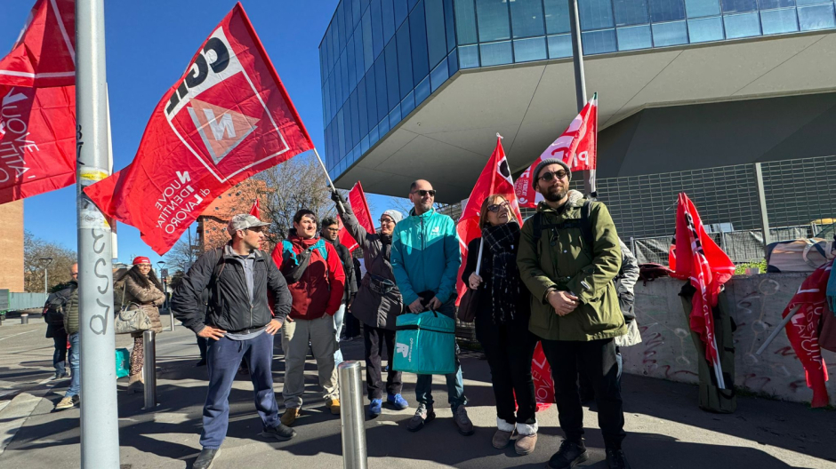 Rider del VCO a Milano, Deliveroo assume impegni dopo il presidio